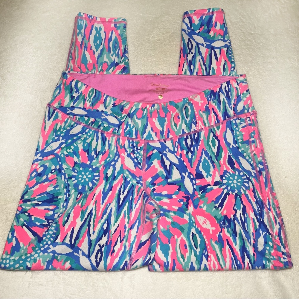 Lilly Pulitzer Luxletic Pink and Blue Patterned Leggings Sz L - Picture 4 of 7